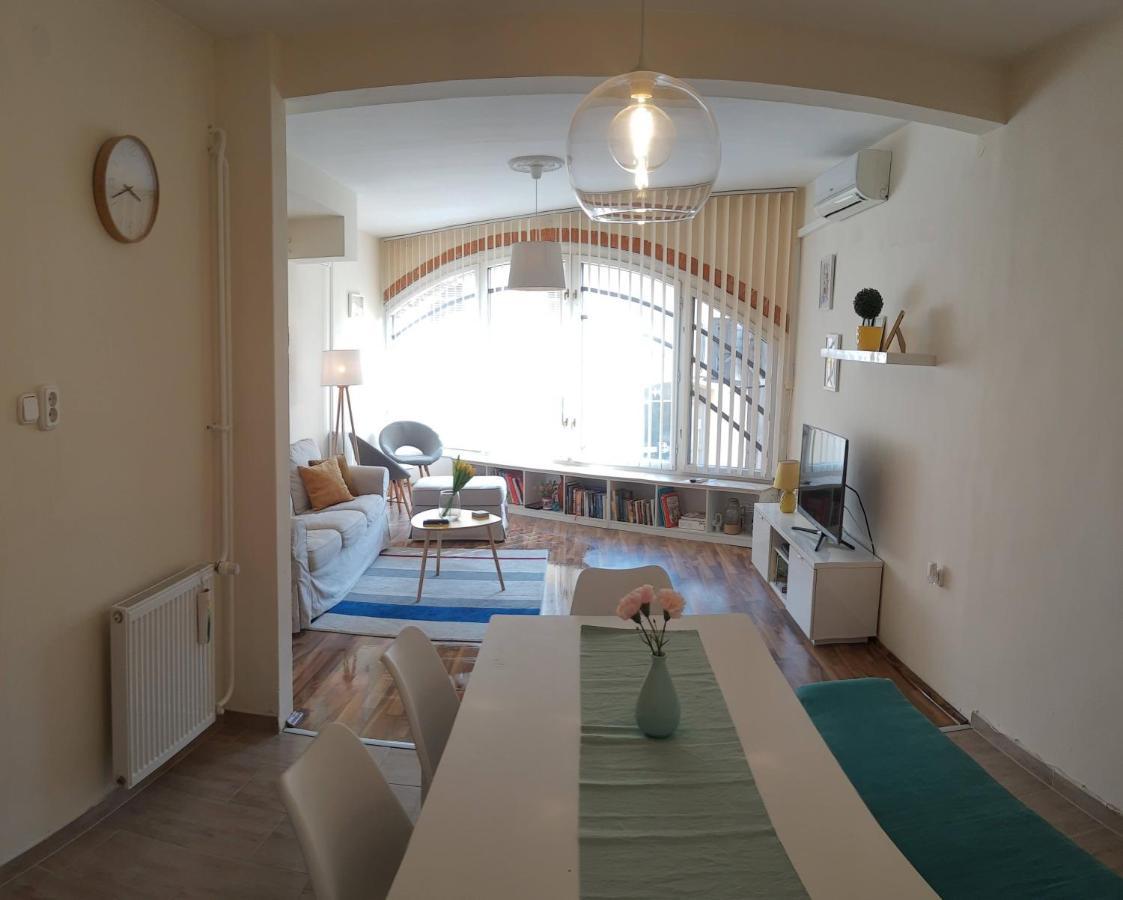 Fonix Family Apartment A Step From Szechenyi Square Pětikostelí Exteriér fotografie