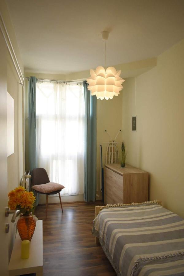 Fonix Family Apartment A Step From Szechenyi Square Pětikostelí Exteriér fotografie